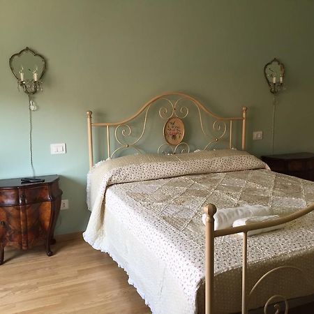 Affittacamere Del Viaggiatore Ancona Buitenkant foto