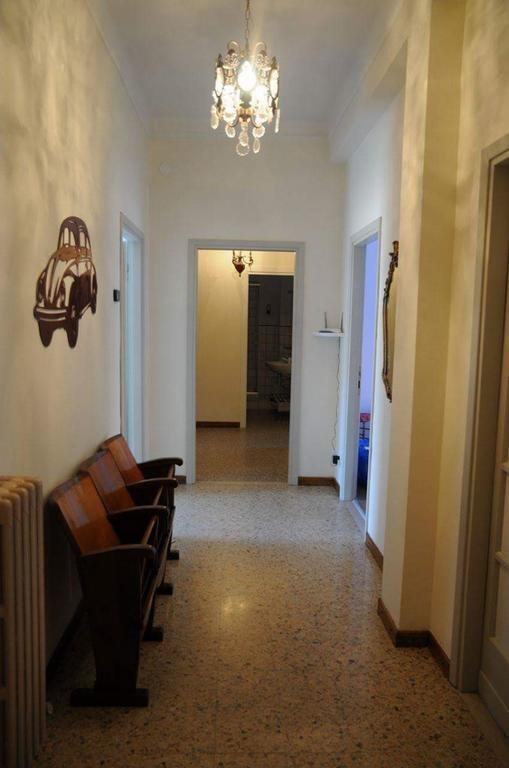 Affittacamere Del Viaggiatore Ancona Buitenkant foto