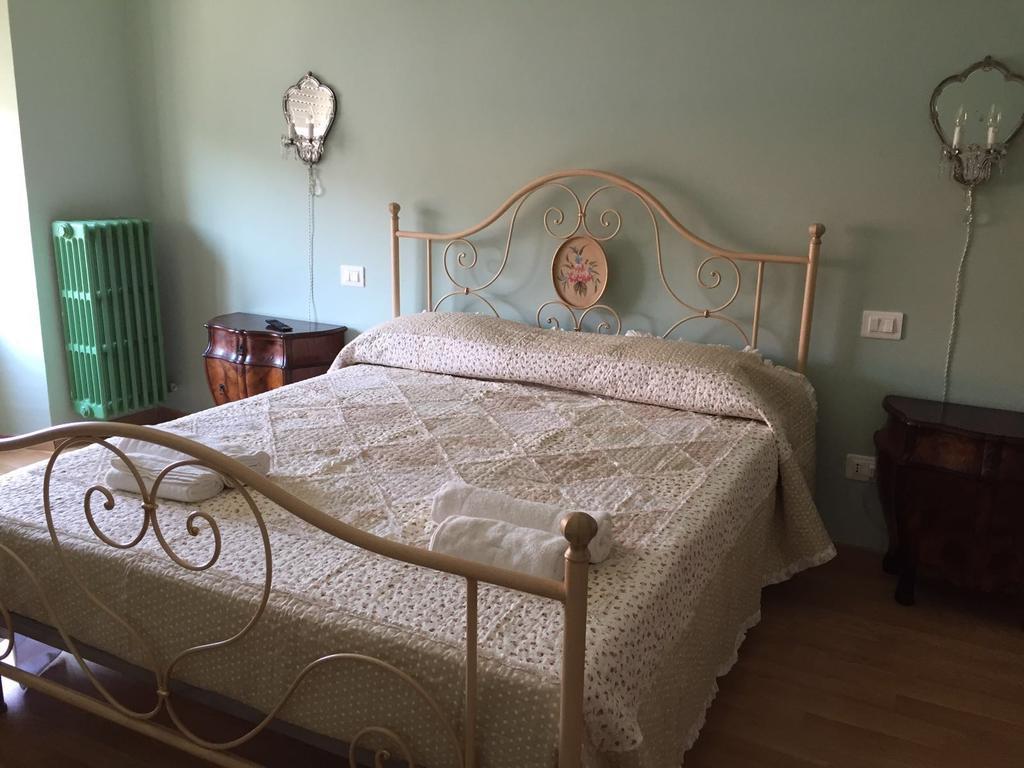 Affittacamere Del Viaggiatore Ancona Buitenkant foto